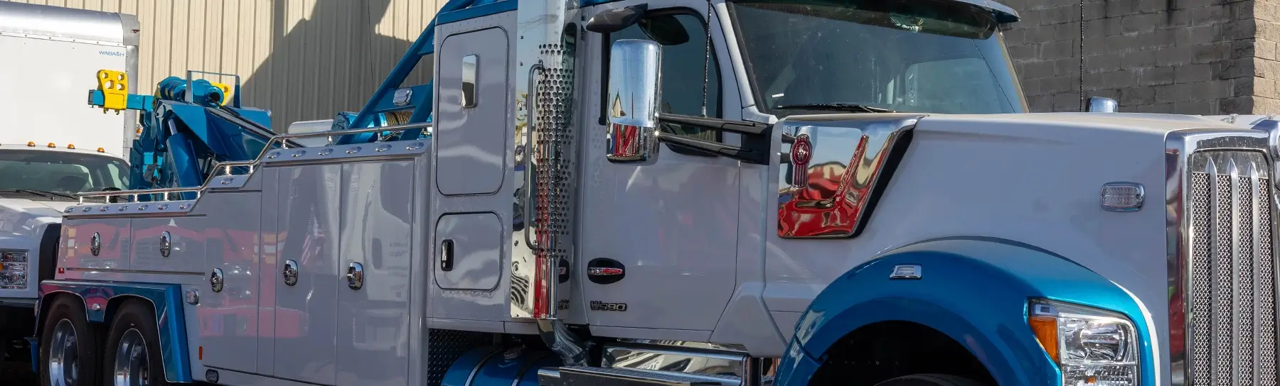 Elizabeth Truck Center wrecker service and maintenance
